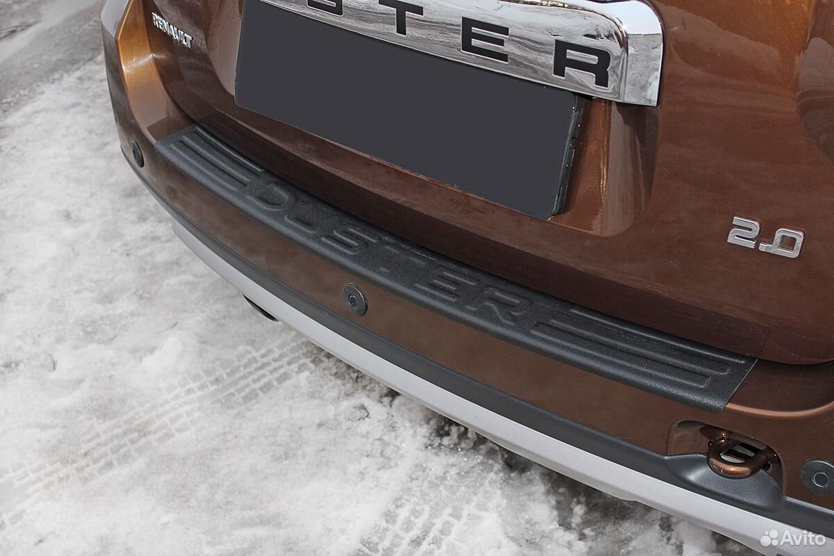 Пластиковая накладка на бампер Renault Duster