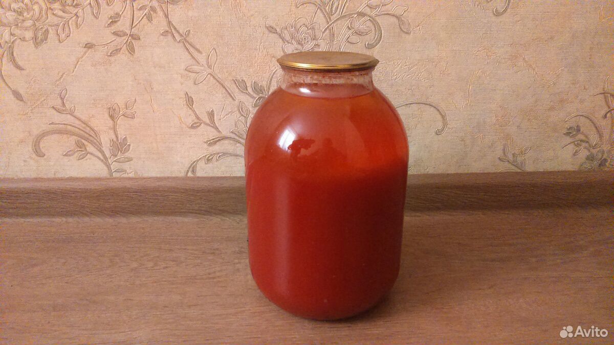 Домашний томатный сок с мякотью. Томатный сок в банке. Томатный сок 3 л. Сок томатный в банке 3л. Томатный сок 3 литра в банках.