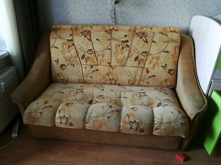Выкатной диван