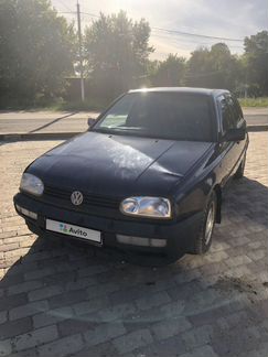 Volkswagen Golf 1.8 МТ, 1997, хетчбэк, битый