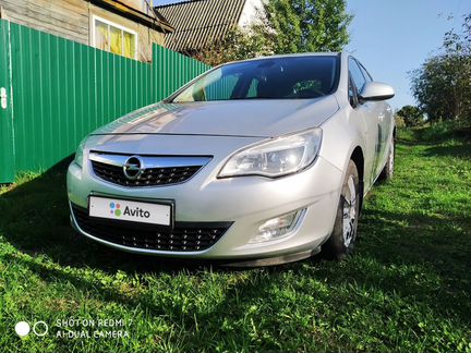 Opel Astra 1.6 МТ, 2010, 110 000 км