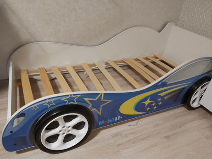 Детская кровать- машинка