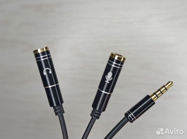 Переходник 3,5мм Jack 4pin -на наушники и микрофон