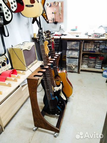 Гитарная стойка на 3-9 гитар