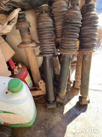 Стойки задние ваз 09,10,14