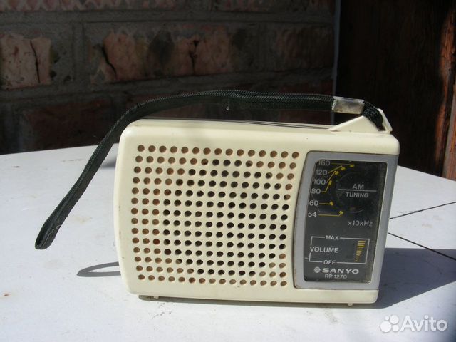 Радиоприемник Sanyo rp 1270