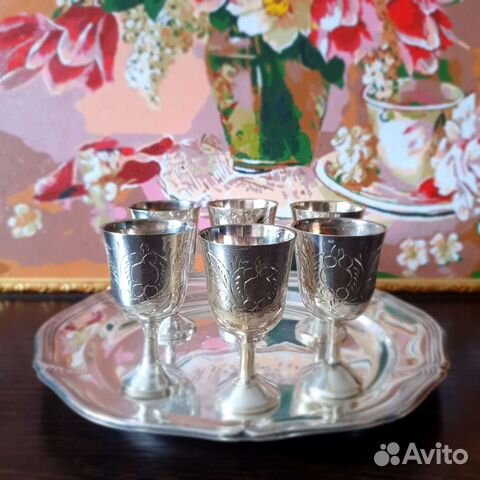 Старинные рюмки