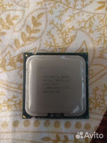 Процессор. E-2140(1.60HZ). E8400(3.00HZ)