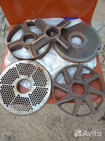 Ножи и решетки для мясорубки - волчка