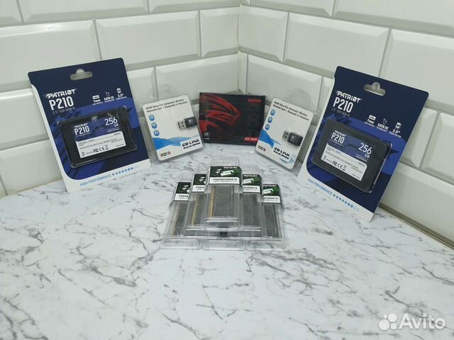 Оперативная память DDR4-8gb 2400MHz