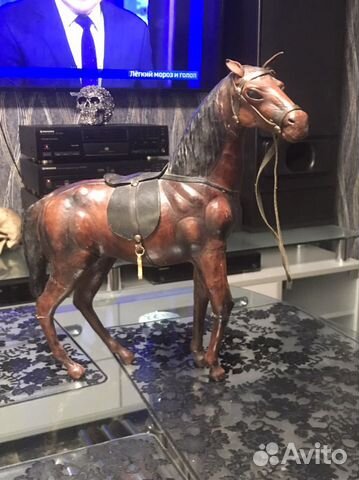 Лошади из кожи