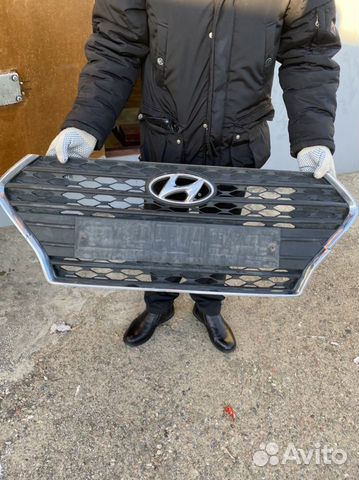 Решетка радиатора Hyundai Solaris 2