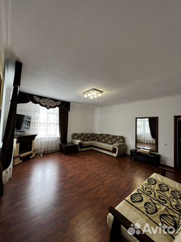 

3-к. квартира, 100 м², 3/6 эт.
