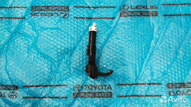 Форсунка омывателя Камри 50 левая NEW Оригинал