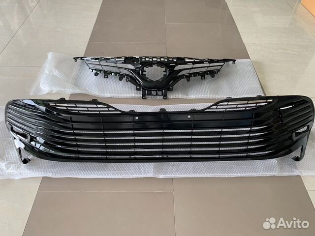 Решётки на Toyota Camry V70