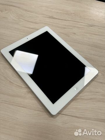 Планшет Apple iPad 4 / 9.7