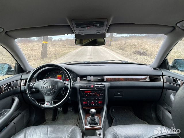 Audi A6 2.4 МТ, 2001, 333 666 км