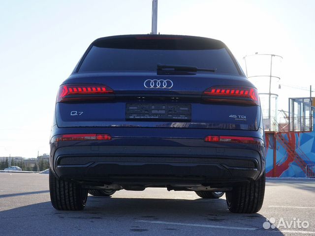 Audi Q7 3.0 AT, 2022