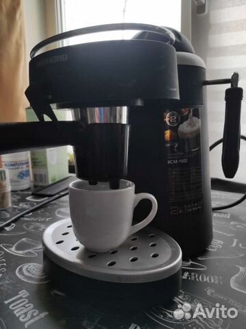 Кофеварка рожковая redmond RCM-1502