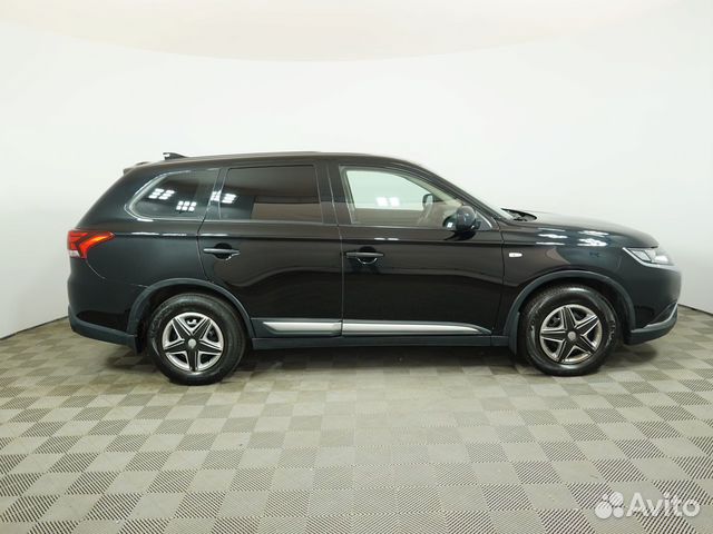 Mitsubishi Outlander 2.0 CVT, 2018, 118 392 км