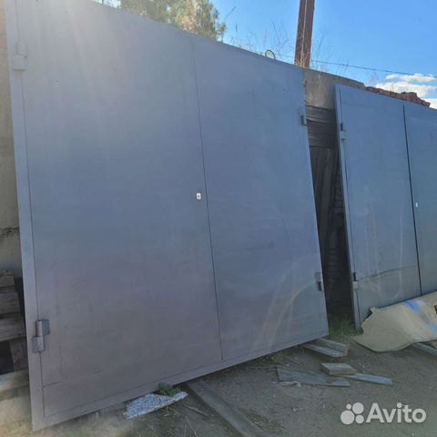 Ворота гаражные металлические