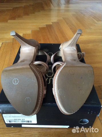 Босоножки Soloro р.37 б/у кожа