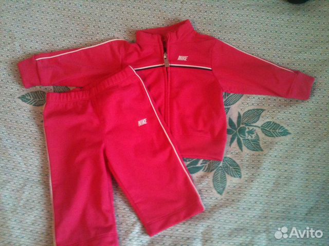 Спортивный костюм Nike оригинал. 6-9 мес Спортивный костюм Nike оригинал. 6-9 мес