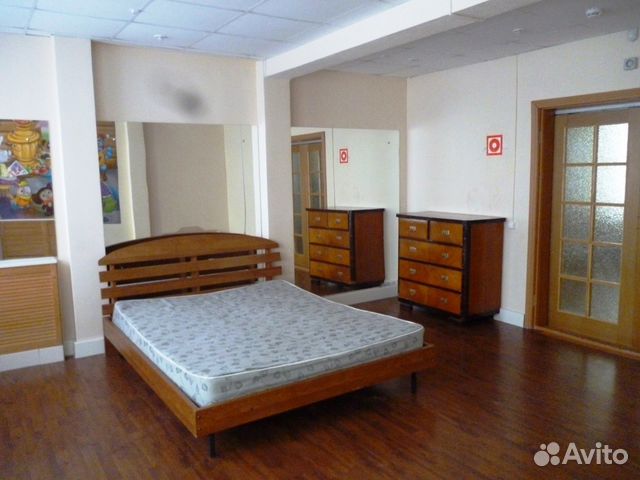 2-к квартира, 95 м², 1/3 эт.