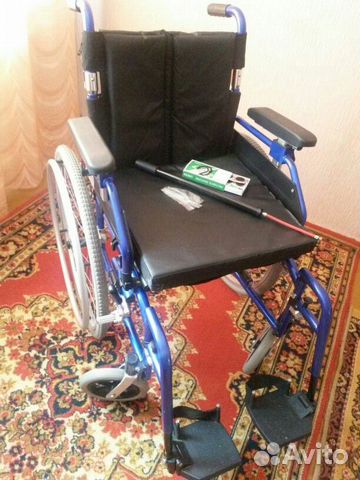 Инвалидное кесло-коляска с ручным приводом. Герман