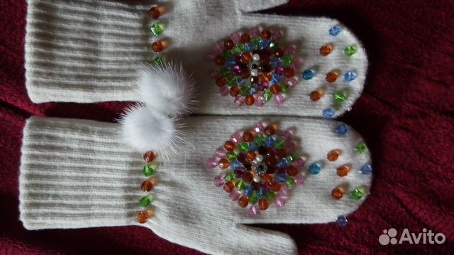 Белые Варежки со стразами Белые Варежки со стразами