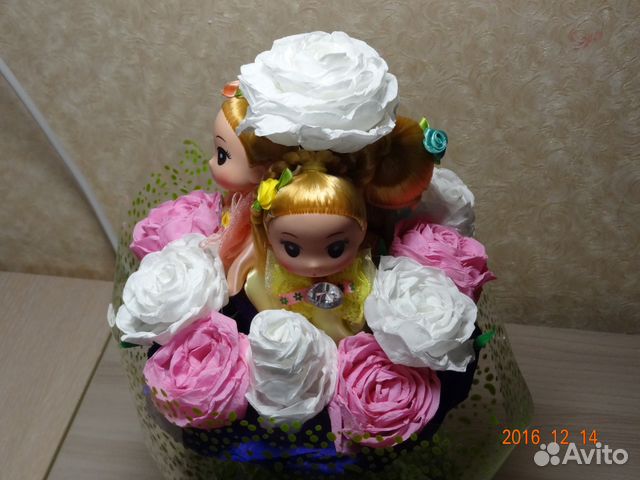 Букеты из игрушек и конфет