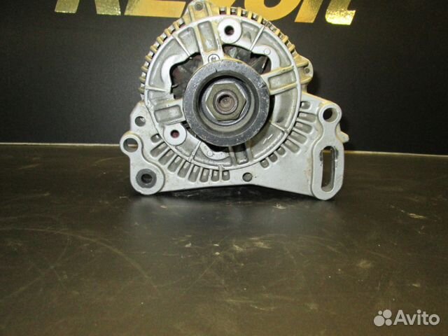 Генератор на Фольксваген Транспортер Т4 Генератор на Фольксваген Транспортер Т4