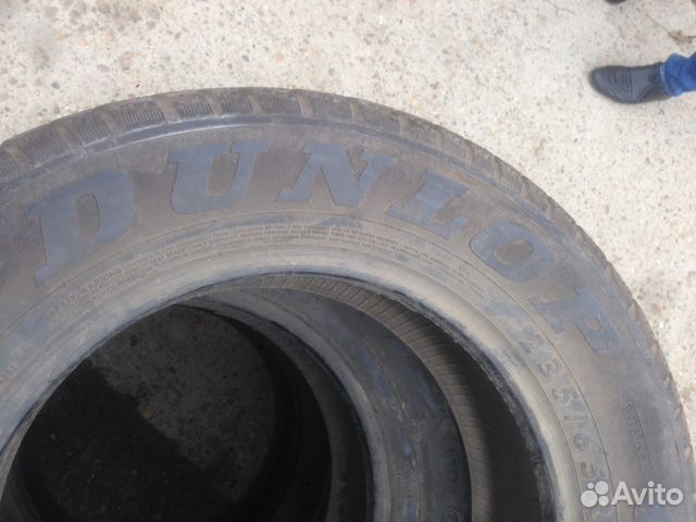 Комплект всесезонных шин 235/65/17 Dunlop Grandtre