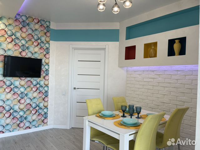 

2-к. квартира, 65 м², 12/18 эт.