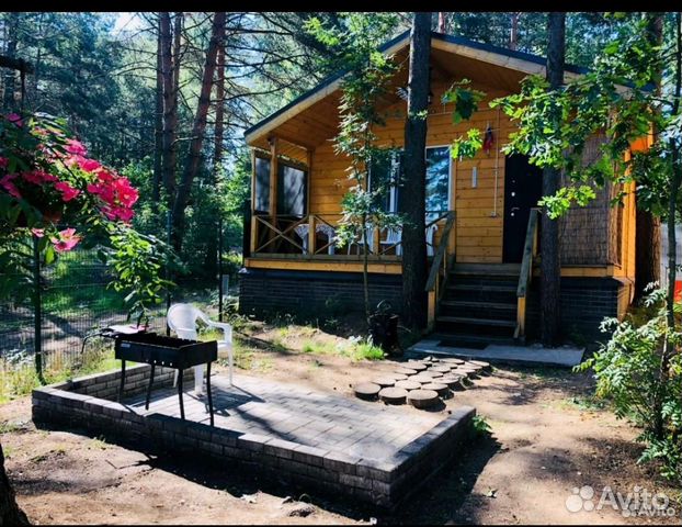 

Коттедж 50 м² на участке 10 сот.