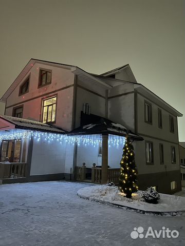 

8-к. дом, 300 м²