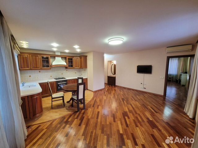 

2-к. квартира, 74 м², 2 кровати