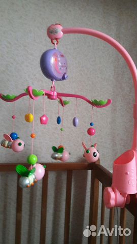 Музыкальная карусель на кроватку