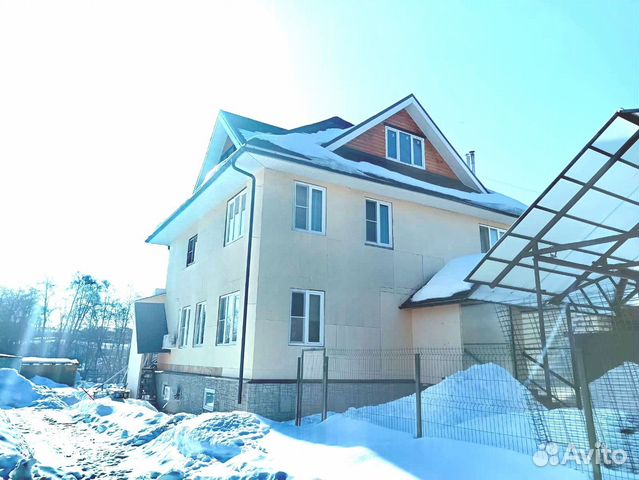 

3-к. дом, 200 м²