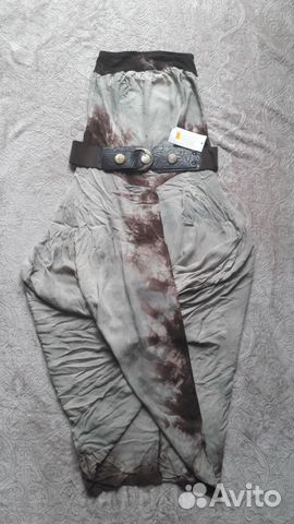 Новое летнее платье с оригинальной юбкой Новое летнее платье с оригинальной юбкой