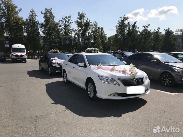 Автомобили на свадьбу Toyota Camry