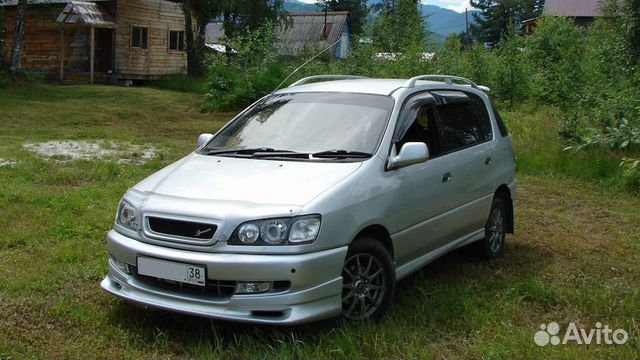 Решетка радиатора TRD Toyota Ipsum Picnic sxm1015 Решетка радиатора TRD Toyota Ipsum Picnic sxm1015
