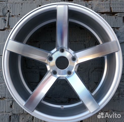 Новые диски R17 5х114,3 Vossen CV3 на Тойота