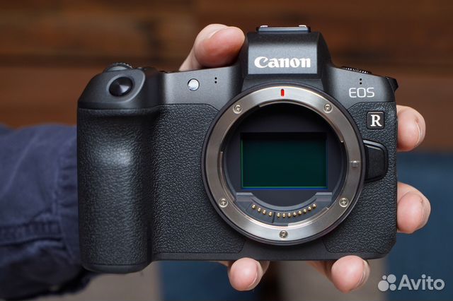 Фотоаппарат Canon EOS R body Фотоаппарат Canon EOS R body
