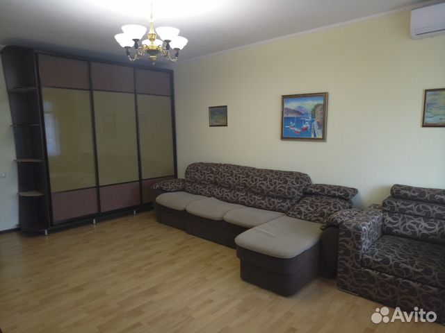 2-к квартира, 92 м², 2/5 эт.