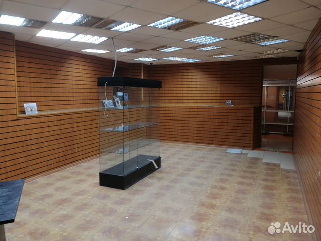 Торговое помещение, 212 м²