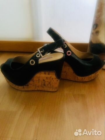 Новые босоножки на танкетке Gianmarco Lorenzi