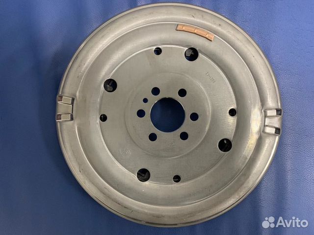 Двухмассовый маховик VAG 0AM 06 Audi VW Skoda Двухмассовый маховик VAG 0AM 06 Audi VW Skoda