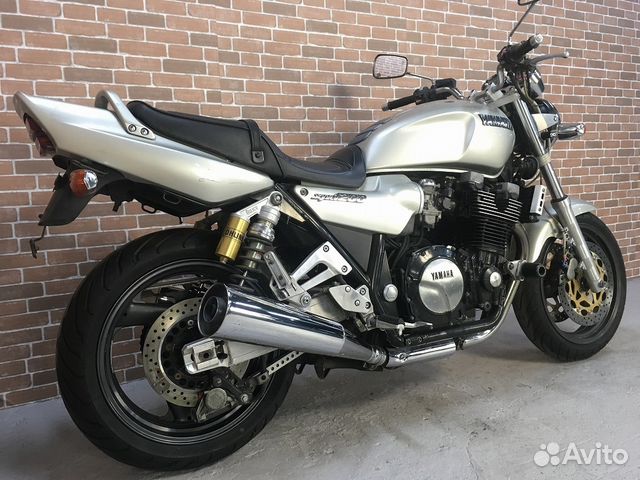 Yamaha XJR1200