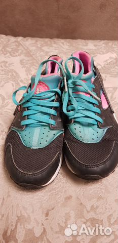 Кроссовки nike р.35,5 Кроссовки nike р.35,5